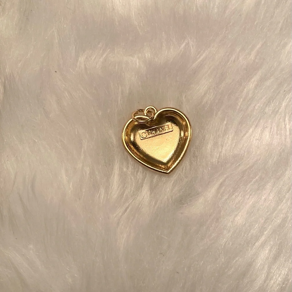 Gold and White Heart CC Pendant Charm - Picture 2 of 2